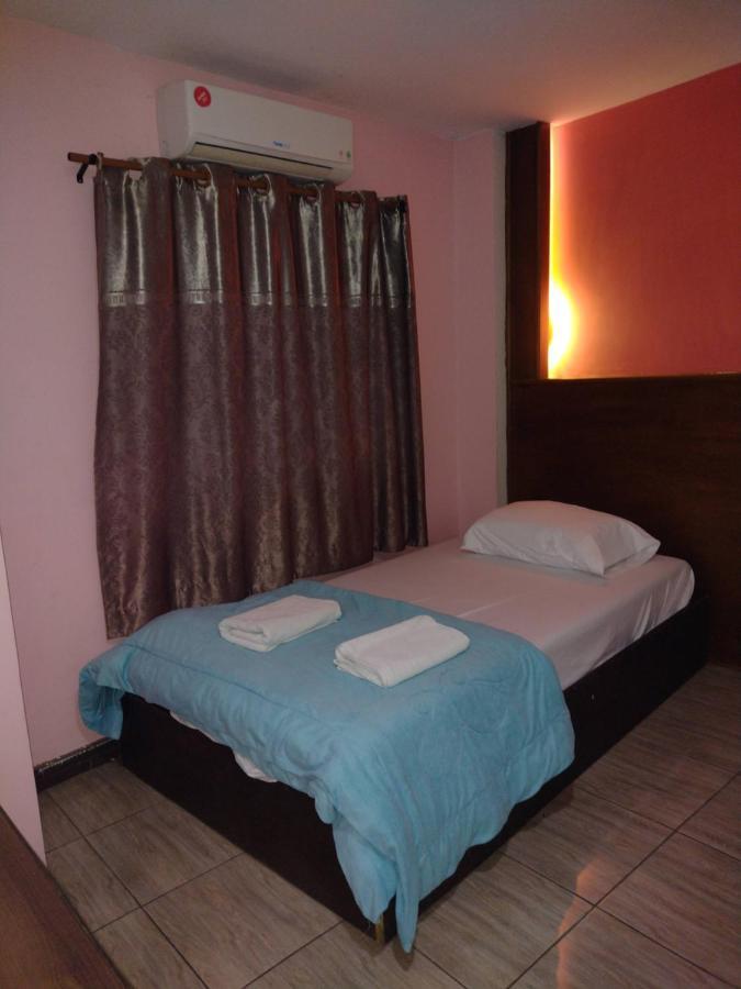 Friendly Hostel - Dmk Airport เฟรนด์ลี่ โฮสเทล ดอนเมือง Bangkok Eksteriør bilde