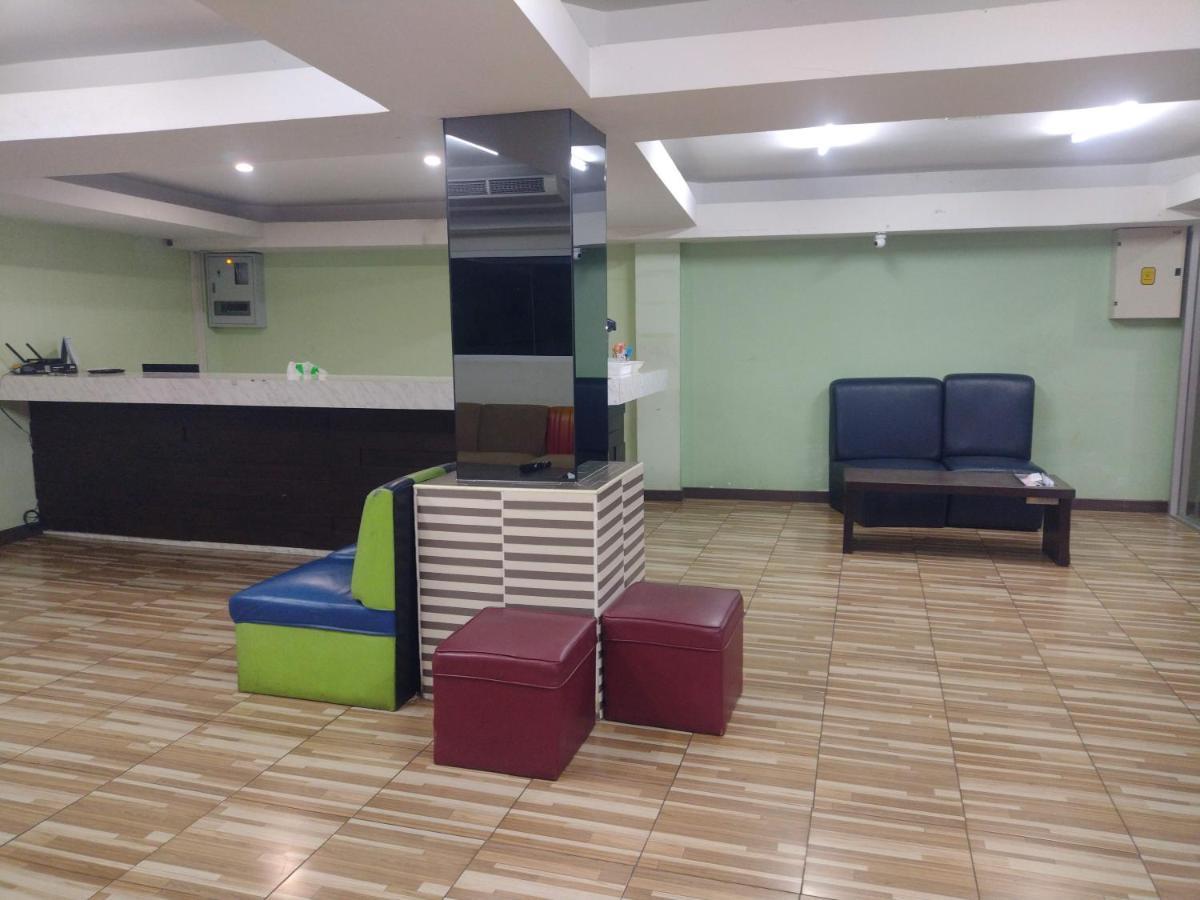 Friendly Hostel - Dmk Airport เฟรนด์ลี่ โฮสเทล ดอนเมือง Bangkok Eksteriør bilde